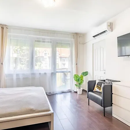 Sunny Balcony - Cute And Cozy *