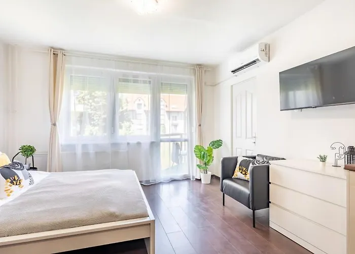 Sunny Balcony - Cute And Cozy *